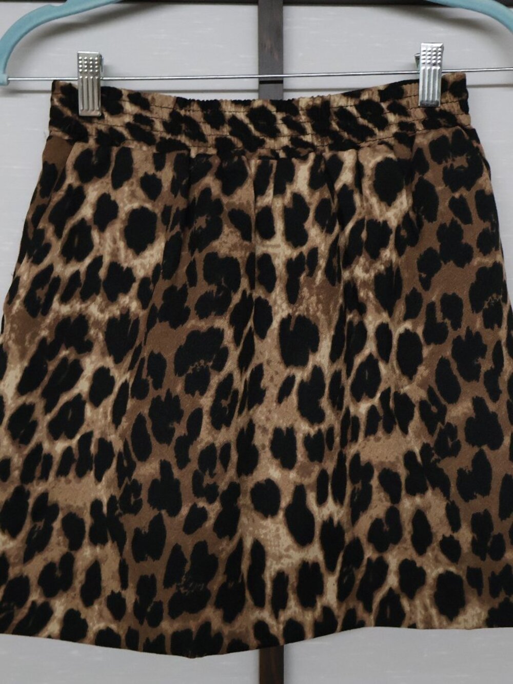AMISU Leopard Print Mini Skirt Size 6 Tan Brown Black